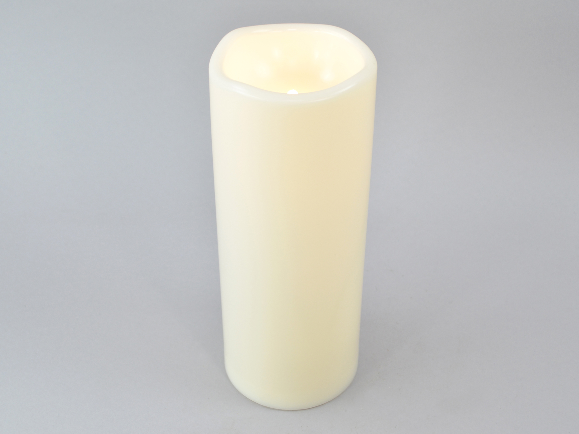 LED outdoor candle, ivory, Ø 10 x H 25 cm, IP65, remote/off/timer - 4 and 8 hours, dimmable, remote control optional, 2 x AA batteries not included