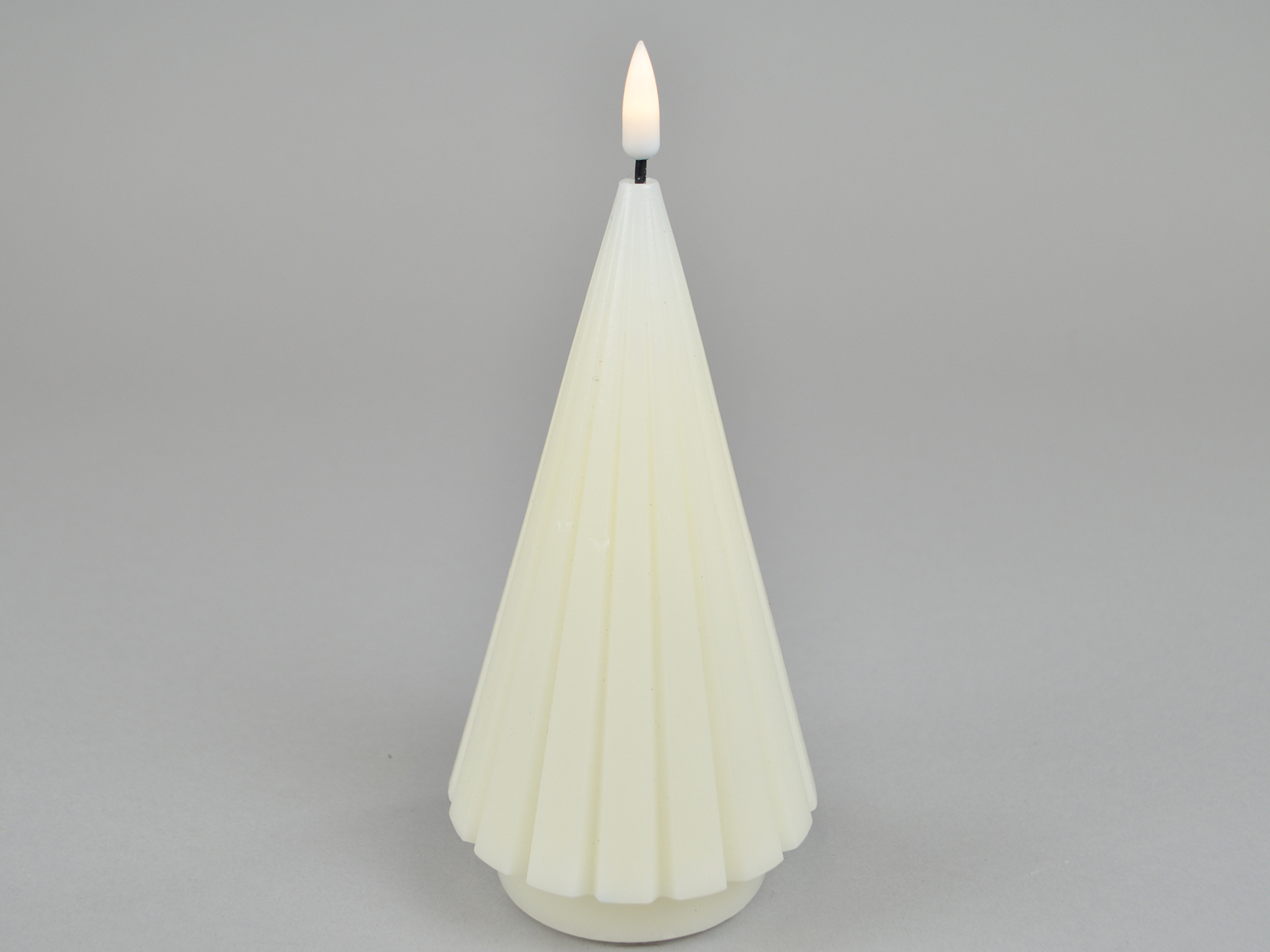 LED candle, pyramid, D8.5xH6.5cm, cream