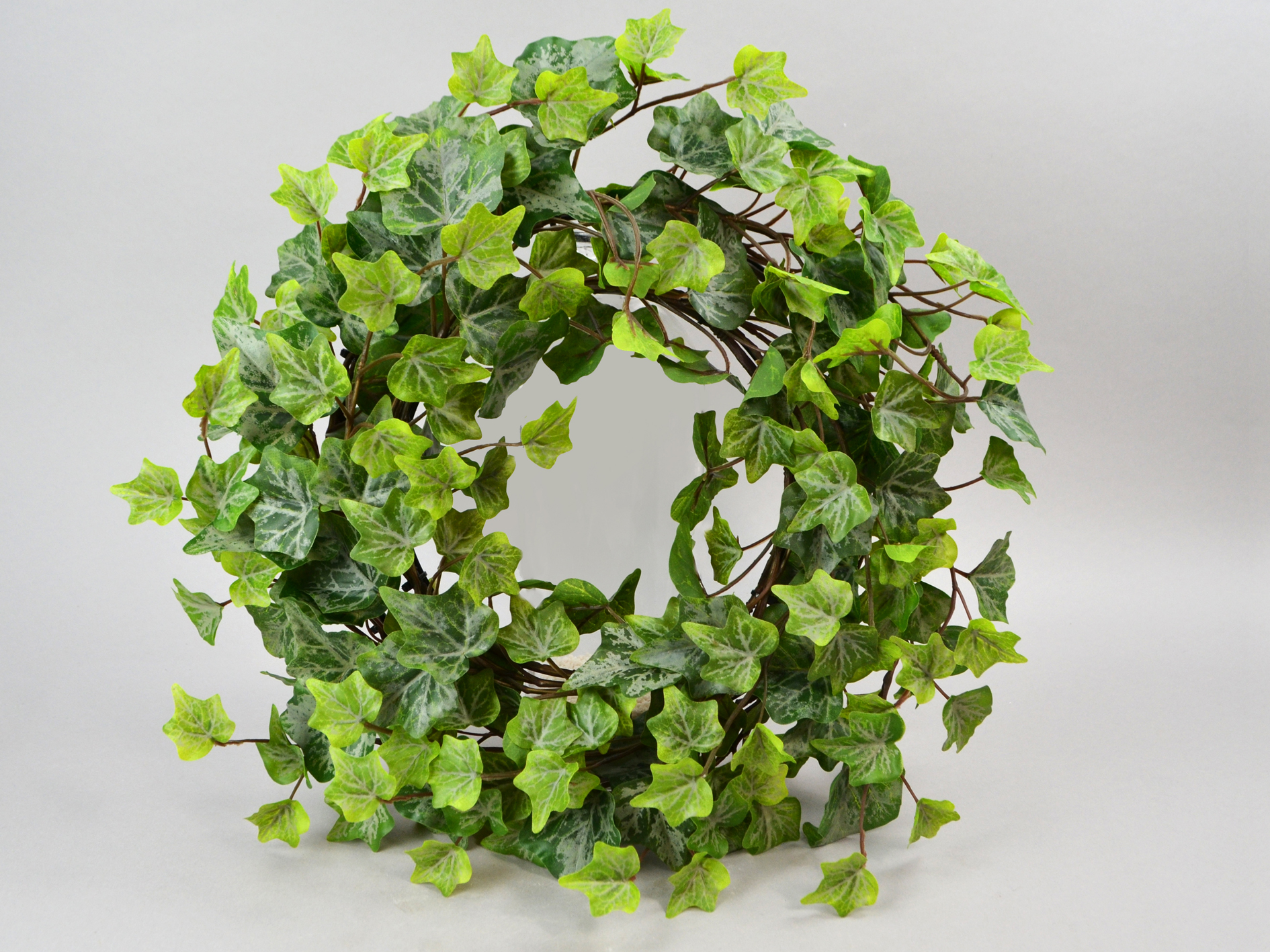 Double Ivy Wreath, 220 leaves, Ø 36 cm, frosted green