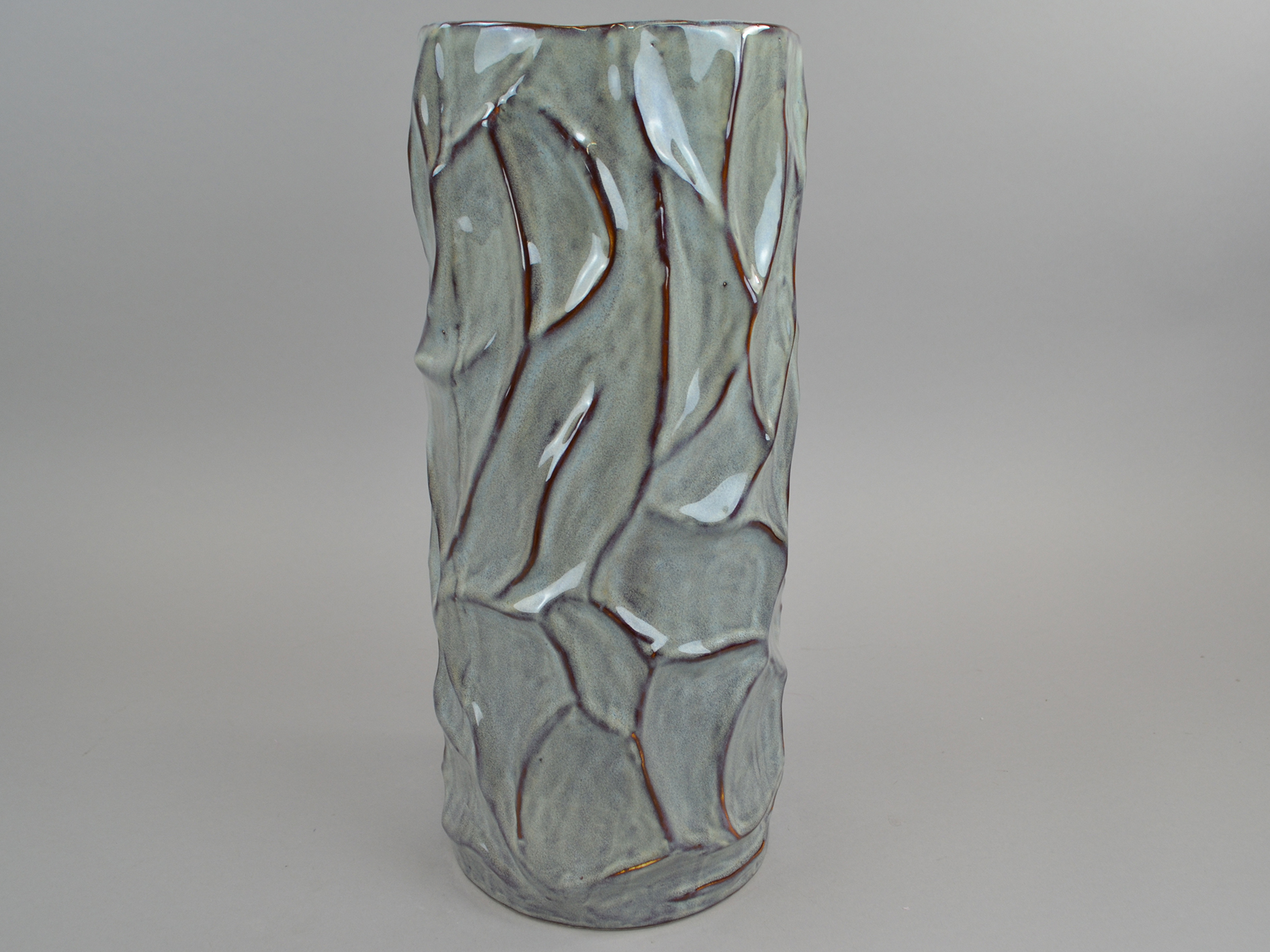 Ceramic pot mother of pearl look, 17x17x38, grey