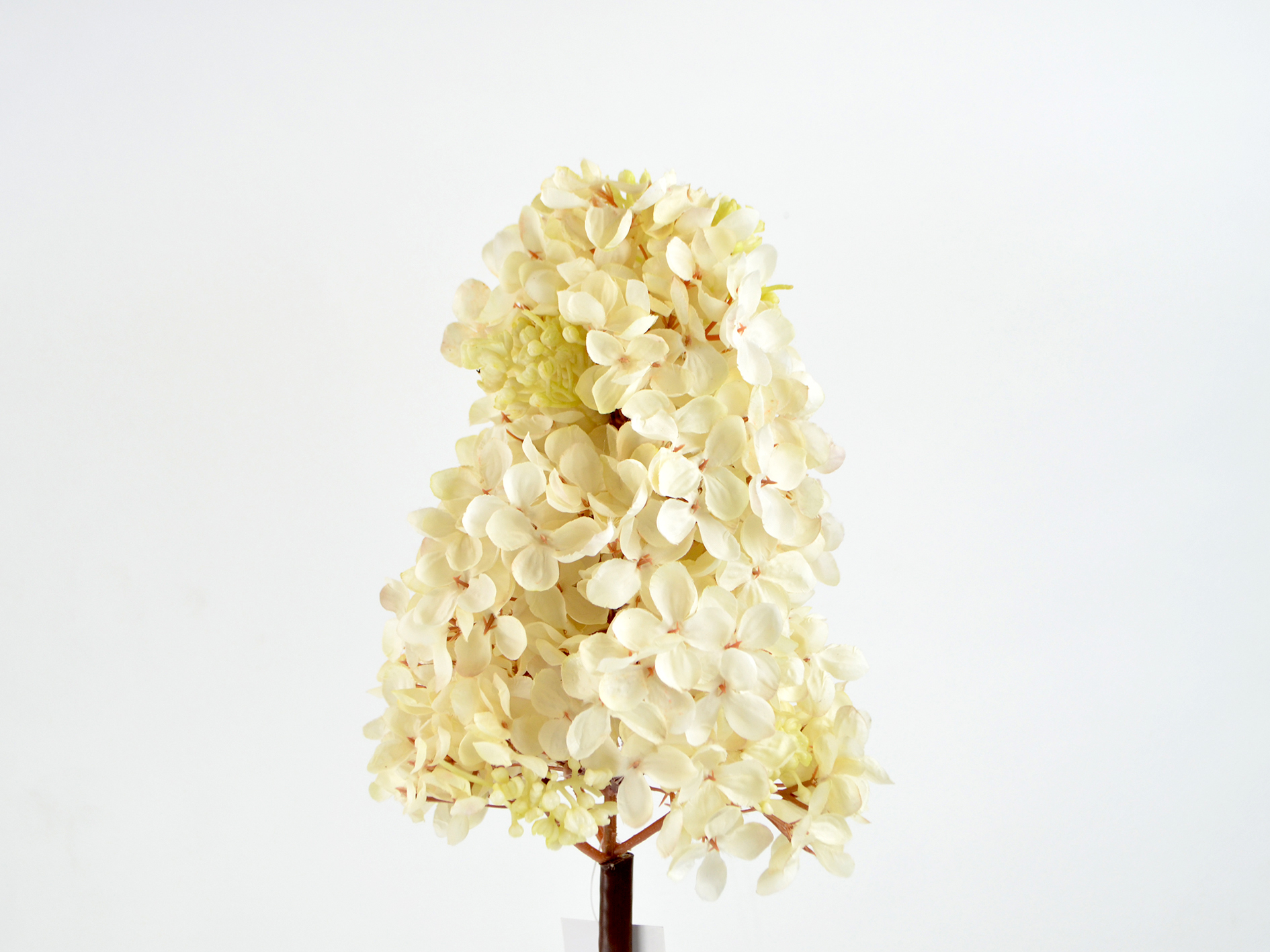 Lilac branch, 69cm, cream