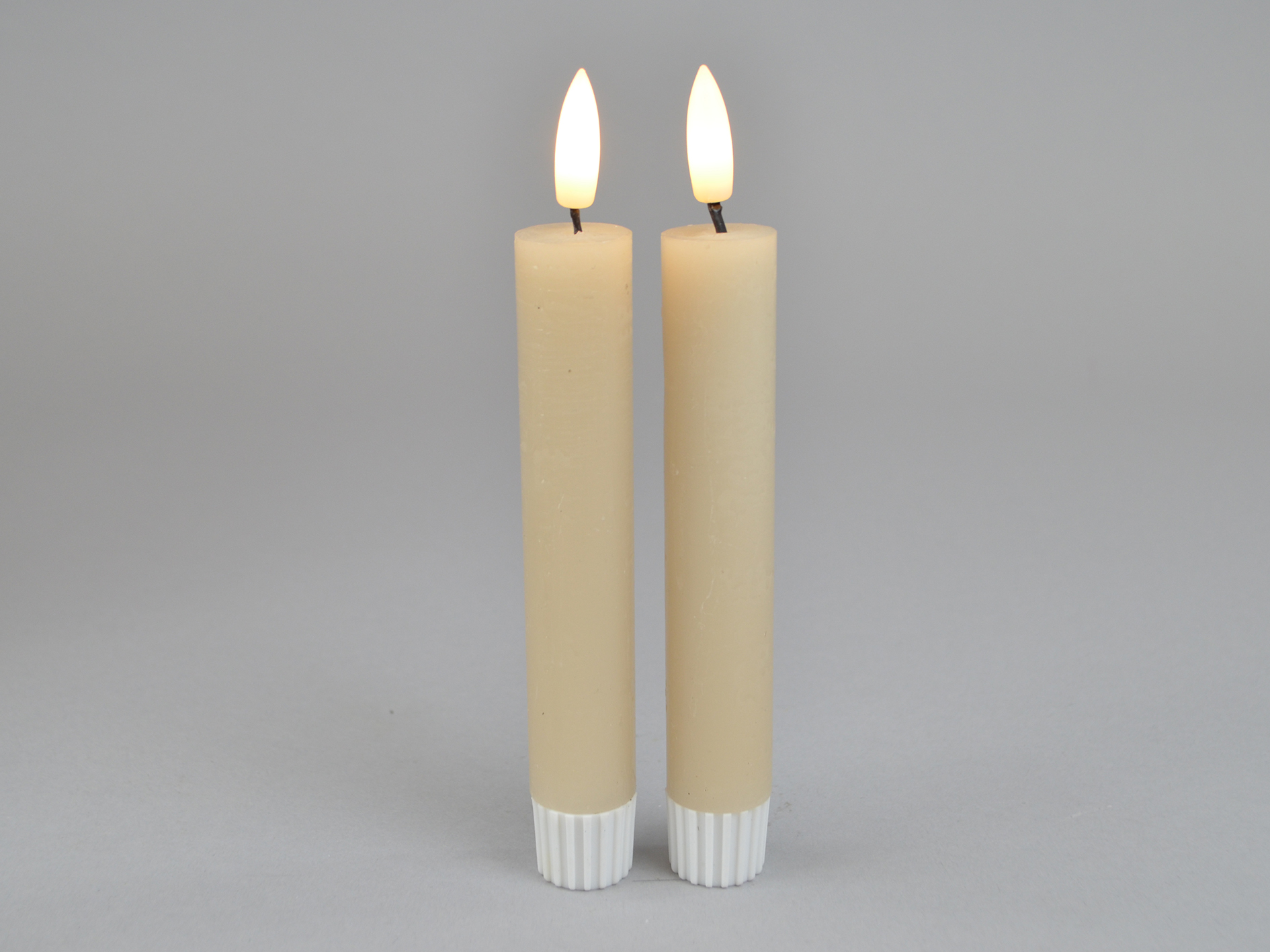 B-Ware: LED-Stabkerze, 26 magnolia, 2er-Set, 2,2x16,5cm, switch: on/off, FB optional,timer m.FB, 1xAAA