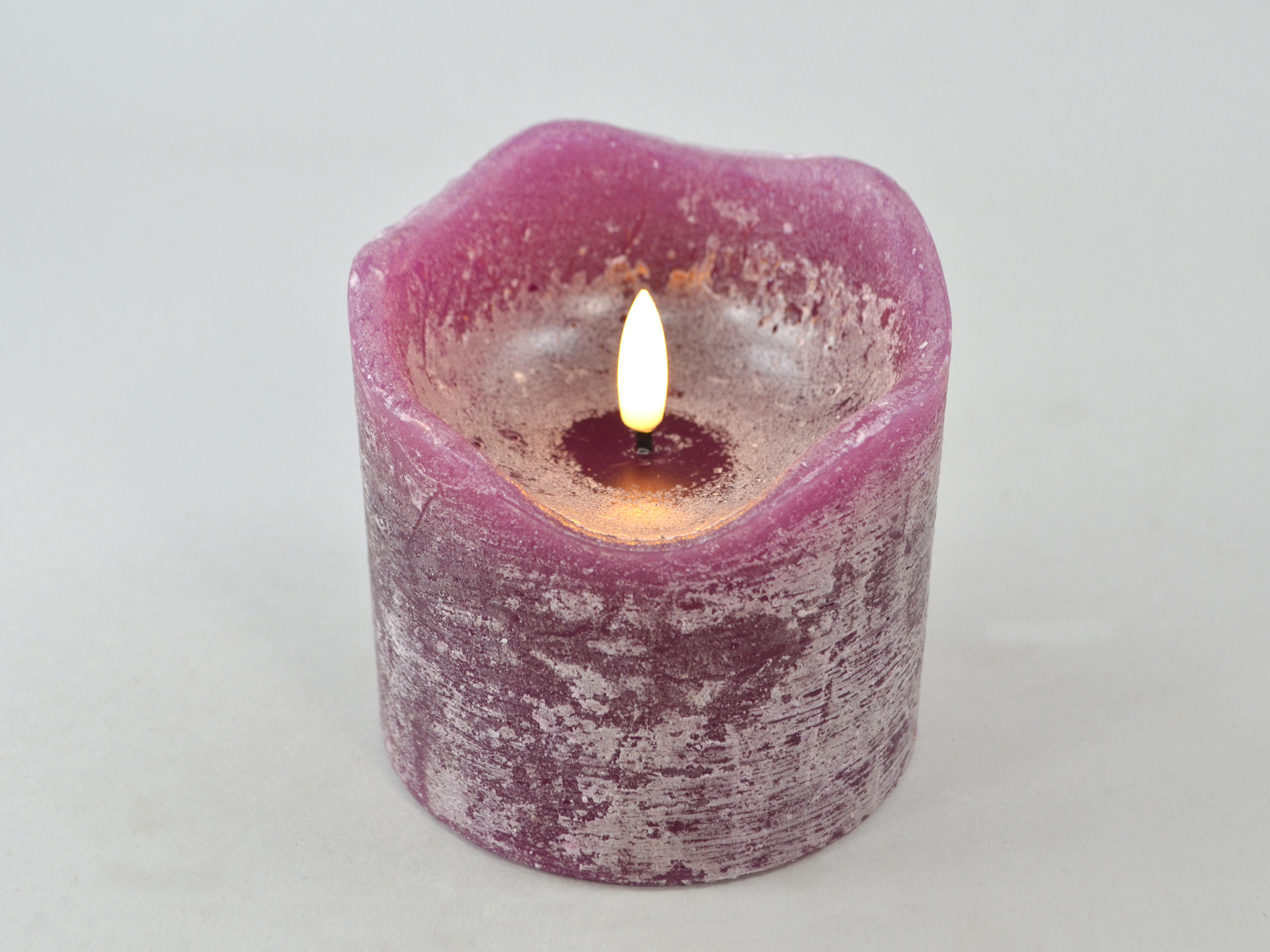 LED-Kerze, 97  purple, D10,0xH10cm,remote/off/timer-6Std, FB optional, 2xAA